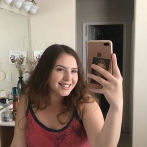 Meet your Posher, Isabelle